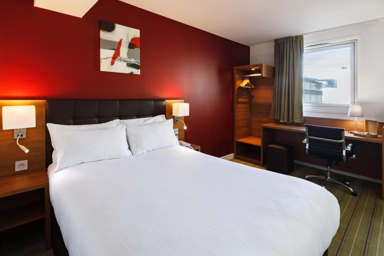 Holiday Inn Clermont Ferrand Centre By Ihg Εξωτερικό φωτογραφία