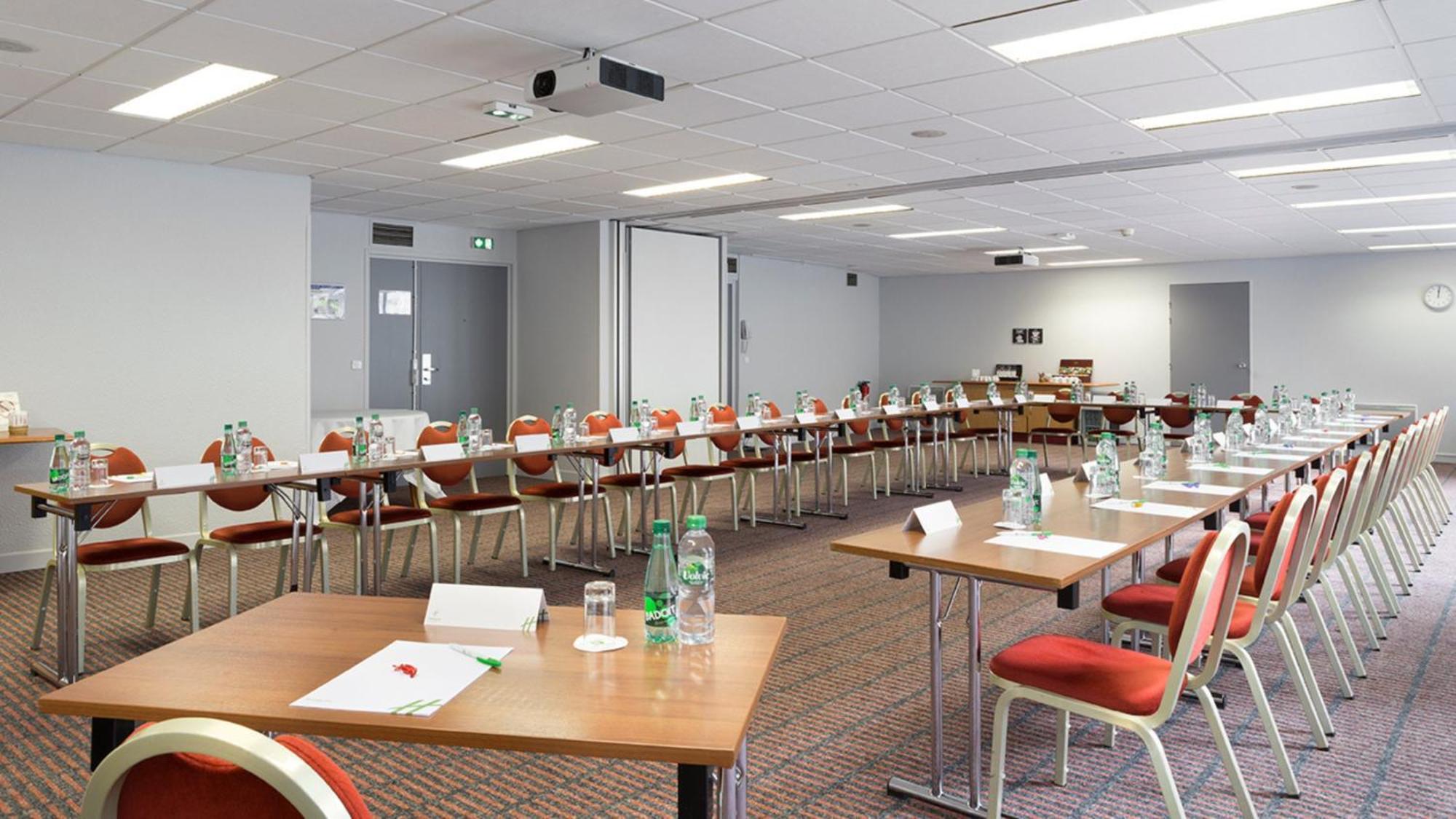 Holiday Inn Clermont Ferrand Centre By Ihg Εξωτερικό φωτογραφία